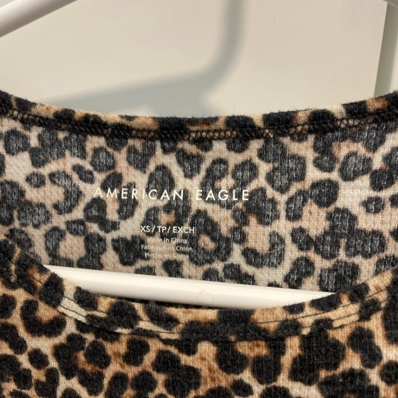 American eagle cheetah print baby tee - Picture 2 of 2